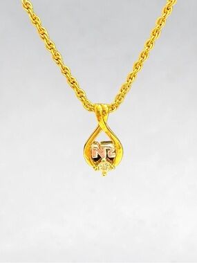 NWOT- Nina Ricci 14 Inch Necklace